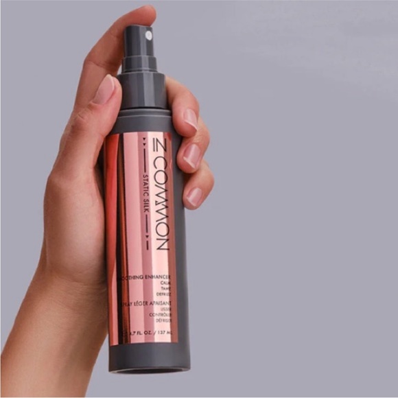 In Common - Static Silk Smoothing Enhancer New 4.7 Fl Oz - Picture 2 of 6